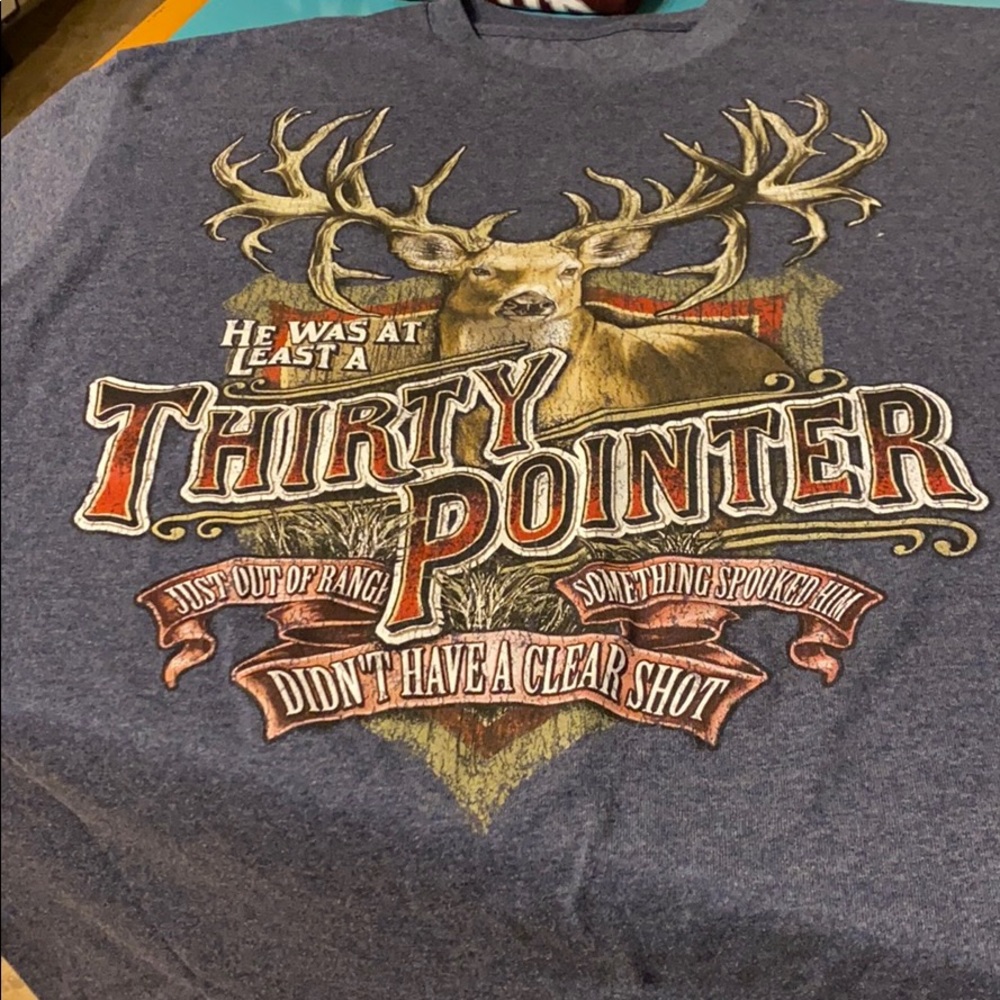 Men’s XXL - Tee - Blue Ash in color.  30 pointer